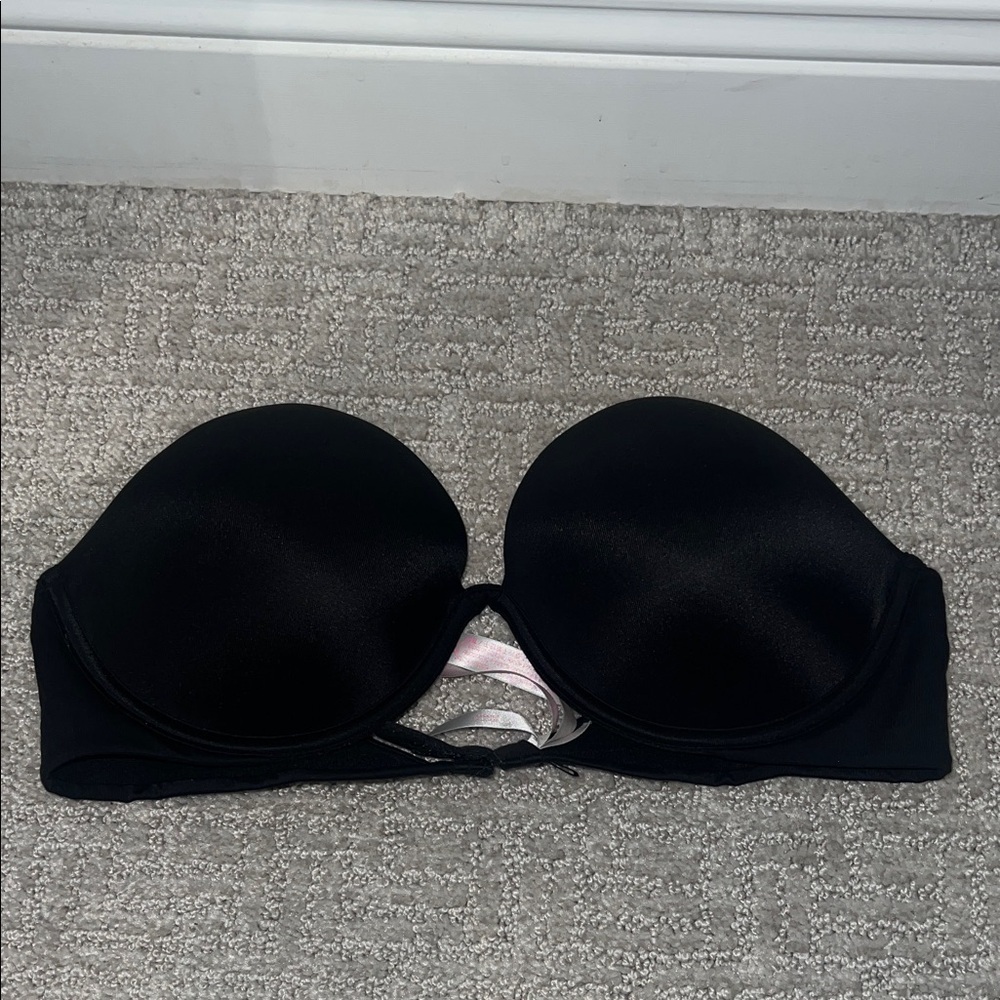 Victoria secret black strapless bra